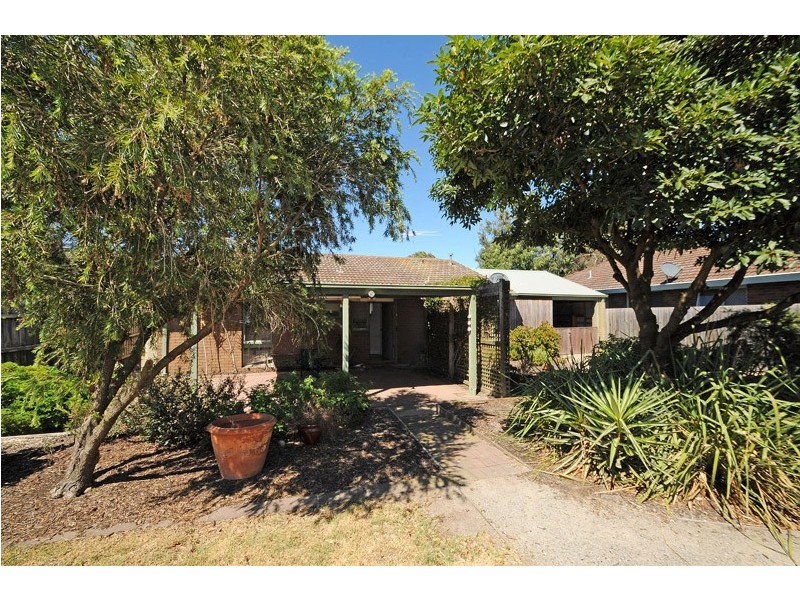 3 Goldfinch Court, Carrum Downs VIC 3201