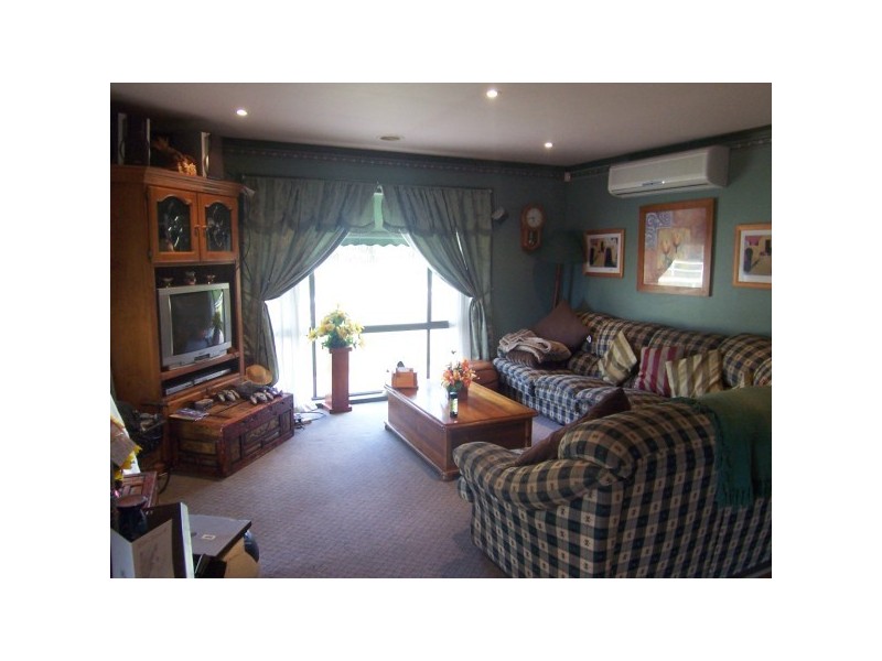 835 North Road, Pearcedale VIC 3912