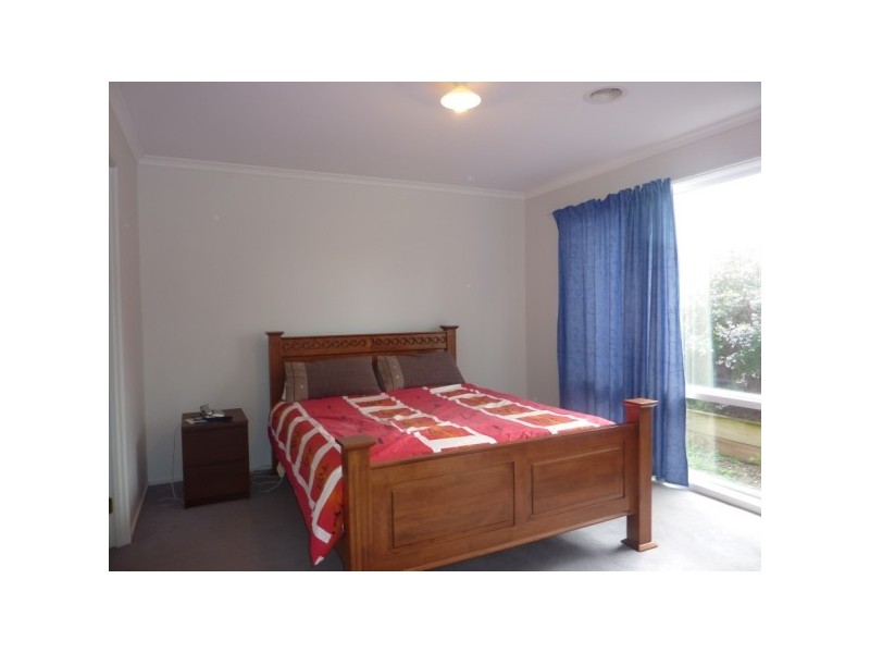 9 Windella Grove, Skye VIC 3977