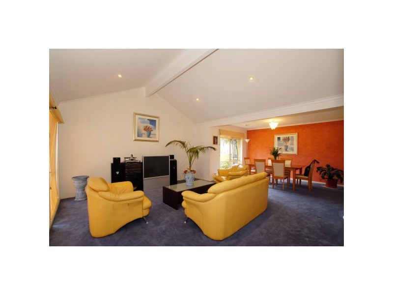 7 Opal Court, Skye VIC 3977