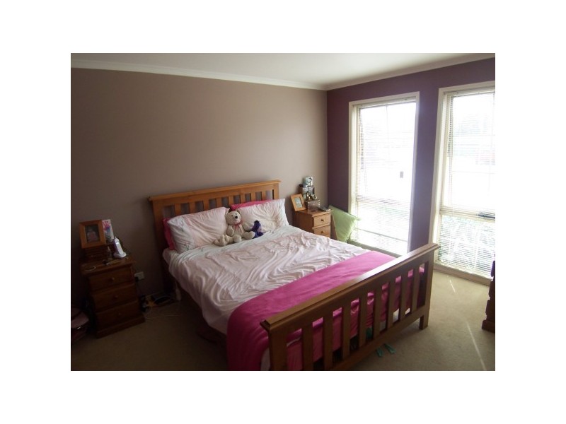 69 Greenwood Drive, Carrum Downs VIC 3201