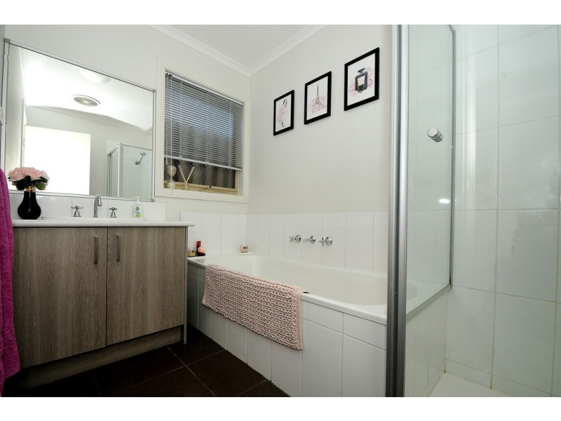 2/162 Union Road, Langwarrin VIC 3910