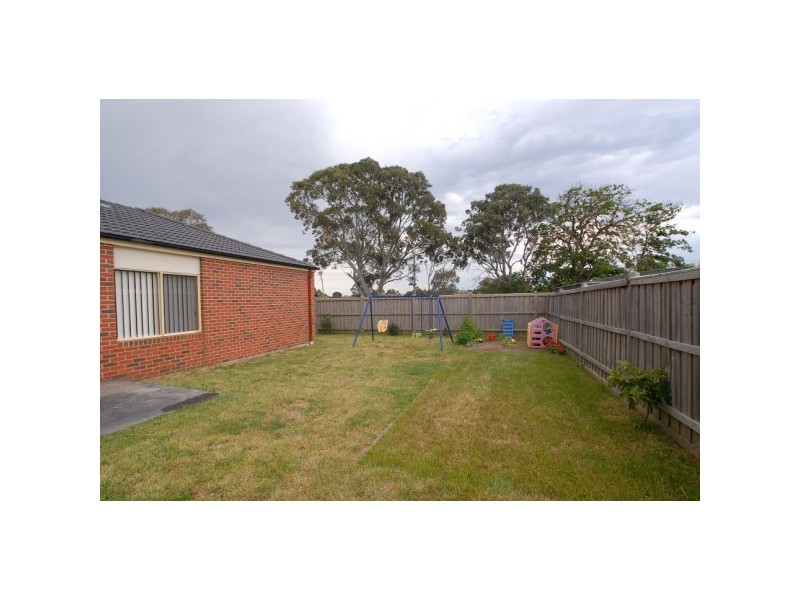 47 Chardonnay Drive, Skye VIC 3977