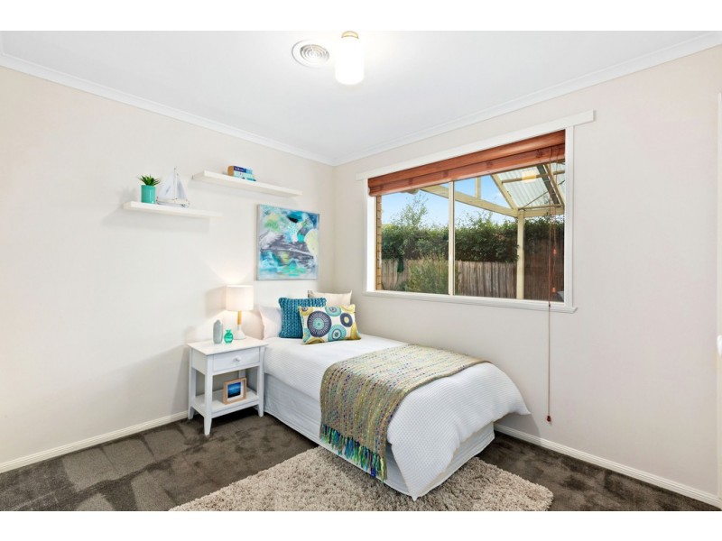 18 Esta Court, Carrum Downs VIC 3201