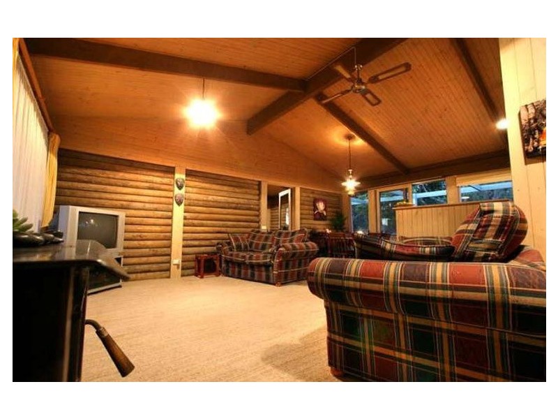 16 Moorhen Crescent, Carrum Downs VIC 3201