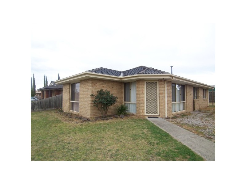 25 Fernwren Place, Carrum Downs VIC 3201