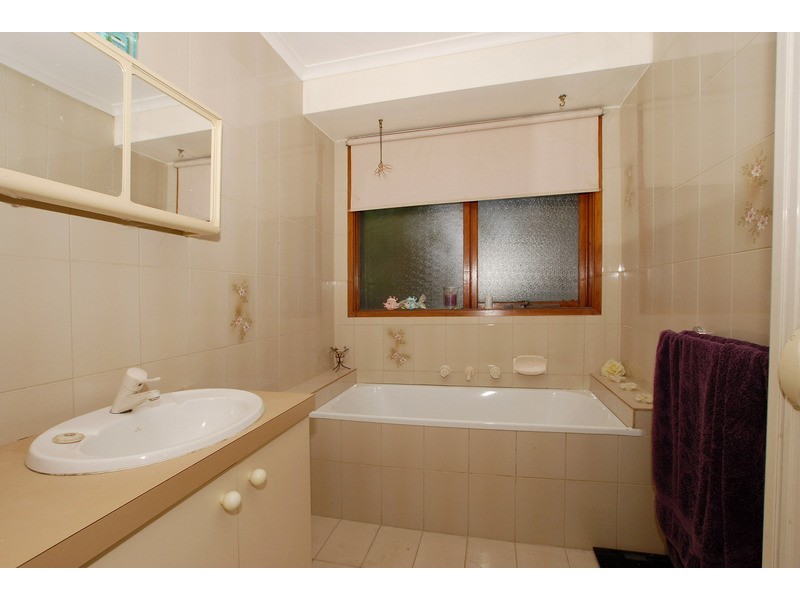 151 Lyrebird Drive, Carrum Downs VIC 3201