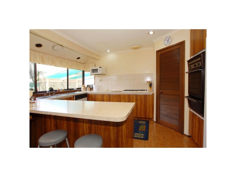 1 Linden Court, Carrum Downs VIC 3201