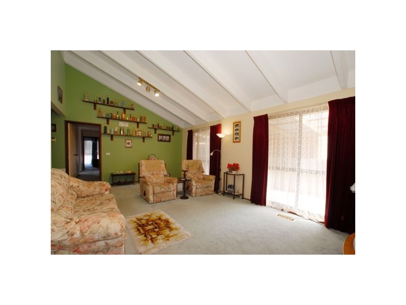 1 Linden Court, Carrum Downs VIC 3201