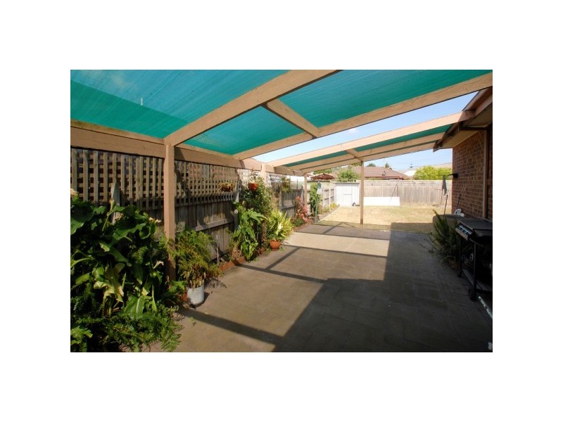 1 Linden Court, Carrum Downs VIC 3201