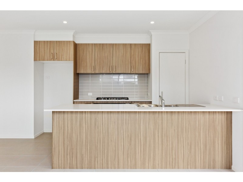 22 Frost Street, Carrum Downs VIC 3201