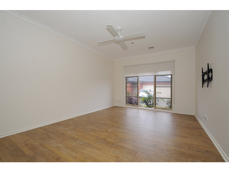 10/20 Robin Drive, Carrum Downs VIC 3201