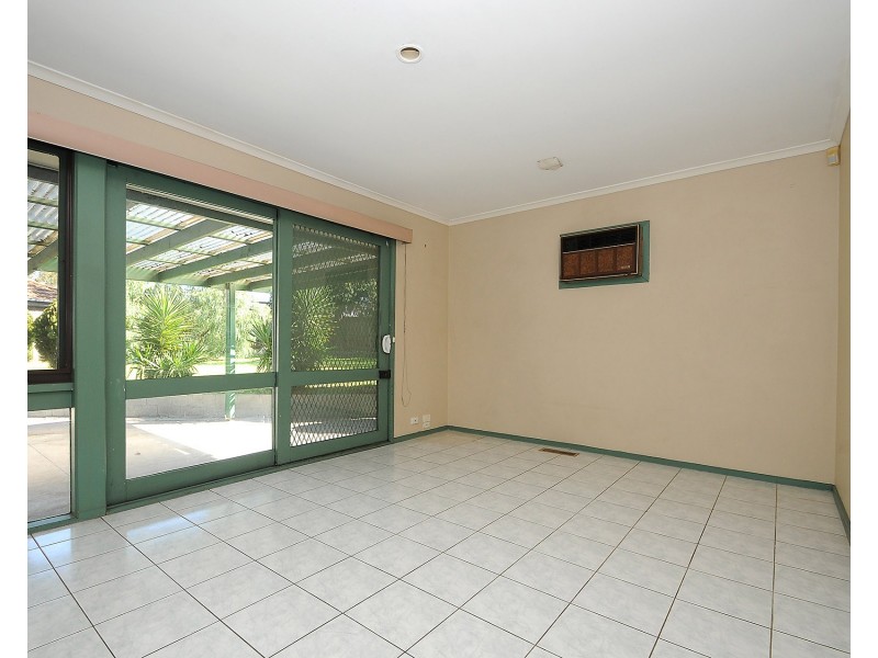 2 Norton Close, Carrum Downs VIC 3201