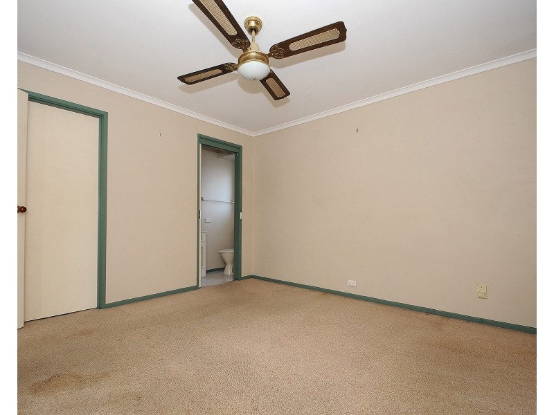 2 Norton Close, Carrum Downs VIC 3201