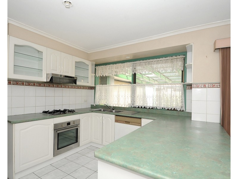 2 Norton Close, Carrum Downs VIC 3201