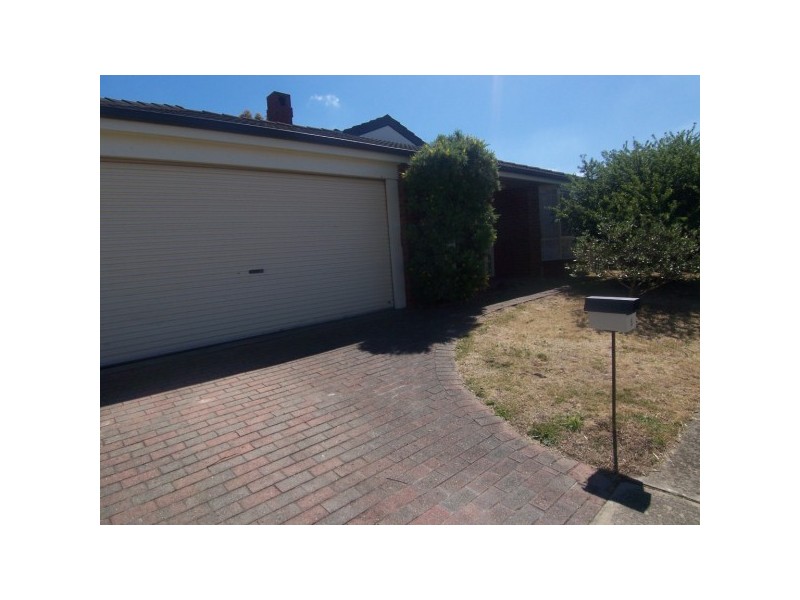 5 Clover Place, Carrum Downs VIC 3201