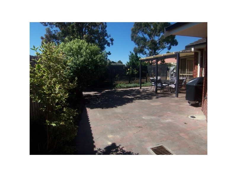 5 Clover Place, Carrum Downs VIC 3201