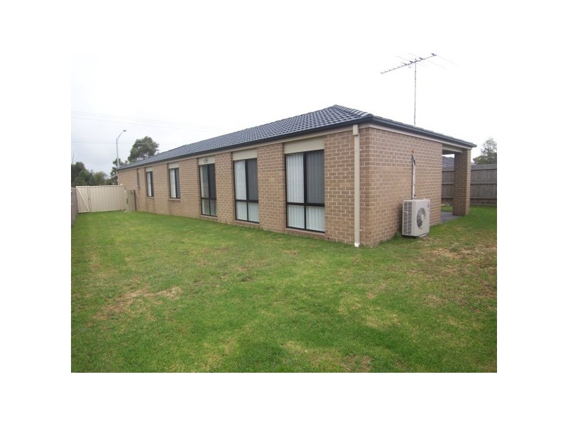 44 Wedge Road, Carrum Downs VIC 3201