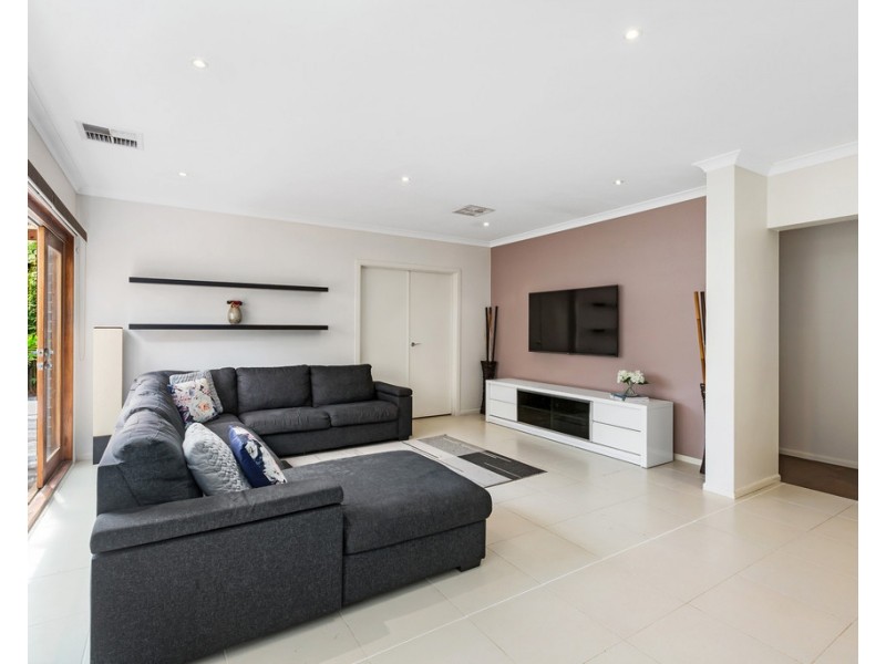 19 Ethereal Way, Sandhurst VIC 3977