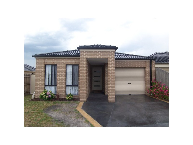 19 Sherbourne Drive, Carrum Downs VIC 3201