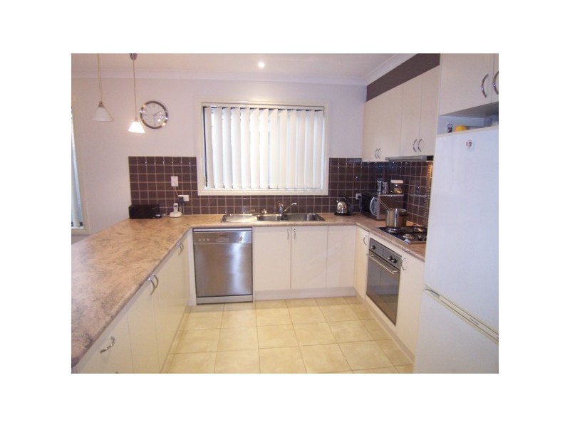 19 Sherbourne Drive, Carrum Downs VIC 3201