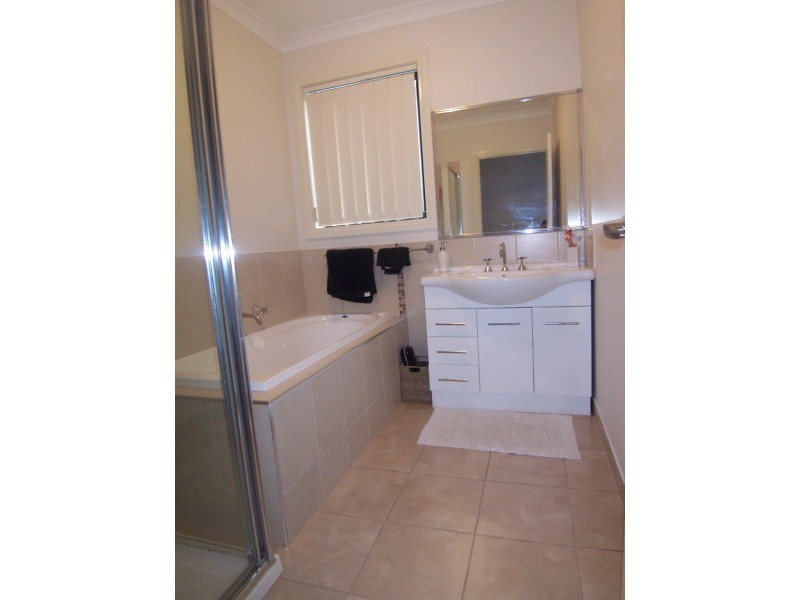 19 Sherbourne Drive, Carrum Downs VIC 3201