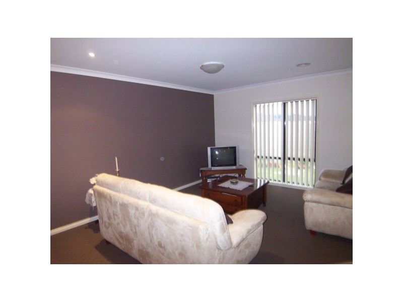 19 Sherbourne Drive, Carrum Downs VIC 3201