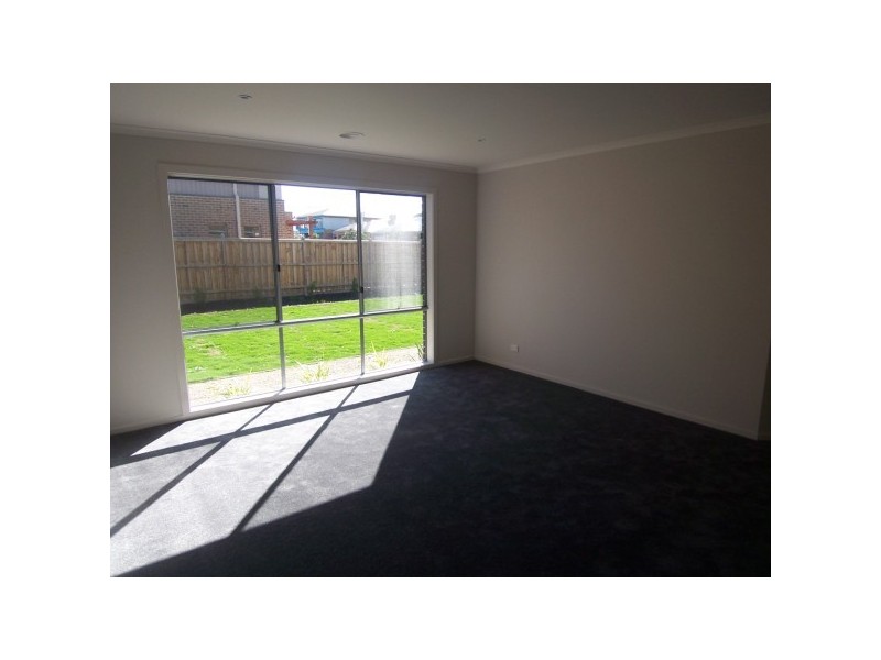 212  Aylmer Road, Lyndhurst VIC 3975