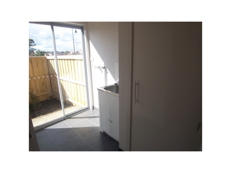 212  Aylmer Road, Lyndhurst VIC 3975