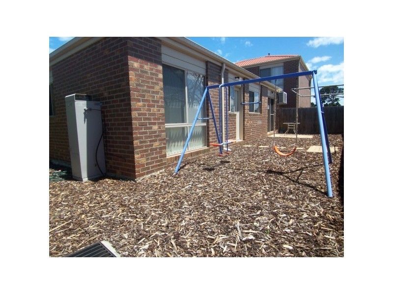 17/21 Hall Road, Carrum Downs VIC 3201