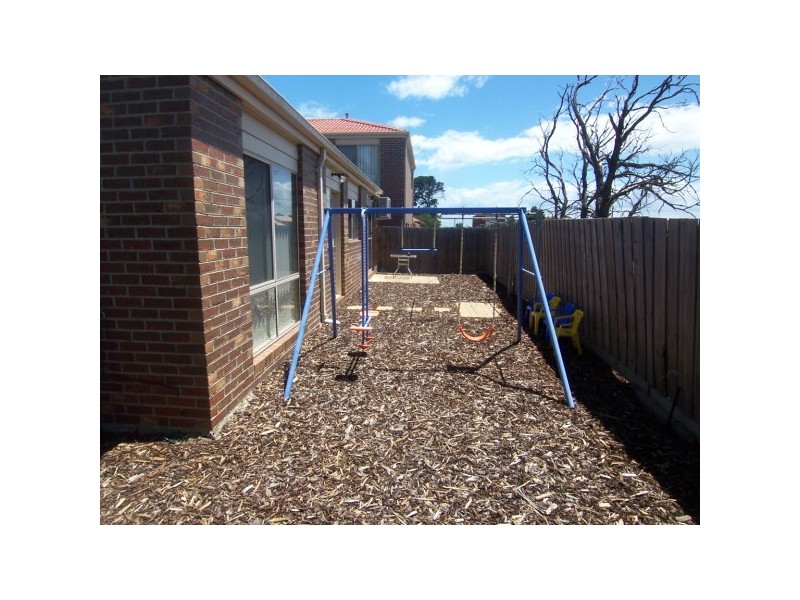 17/21 Hall Road, Carrum Downs VIC 3201