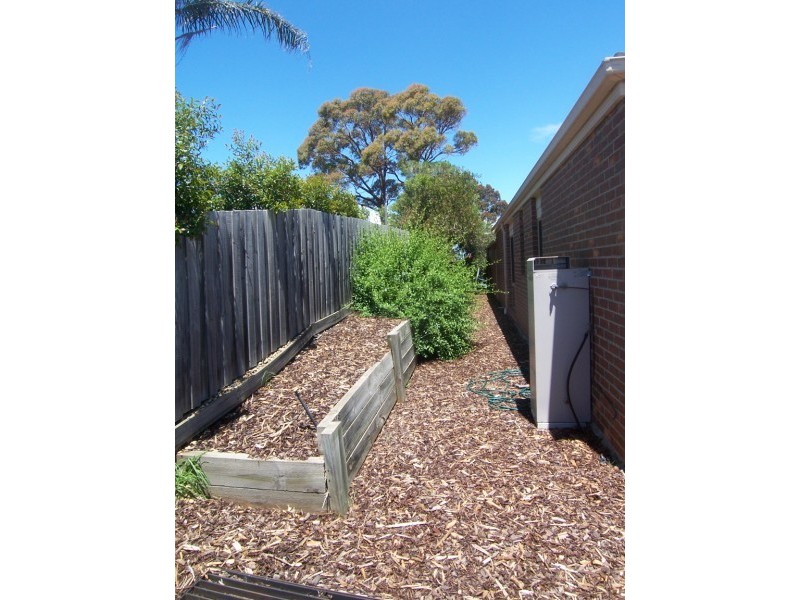 17/21 Hall Road, Carrum Downs VIC 3201