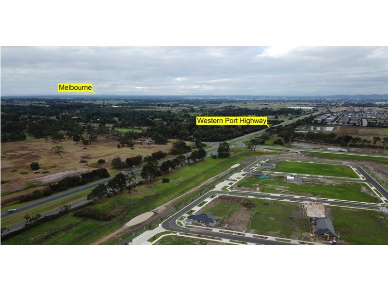 86 Encore Boulevard, Cranbourne South VIC 3977