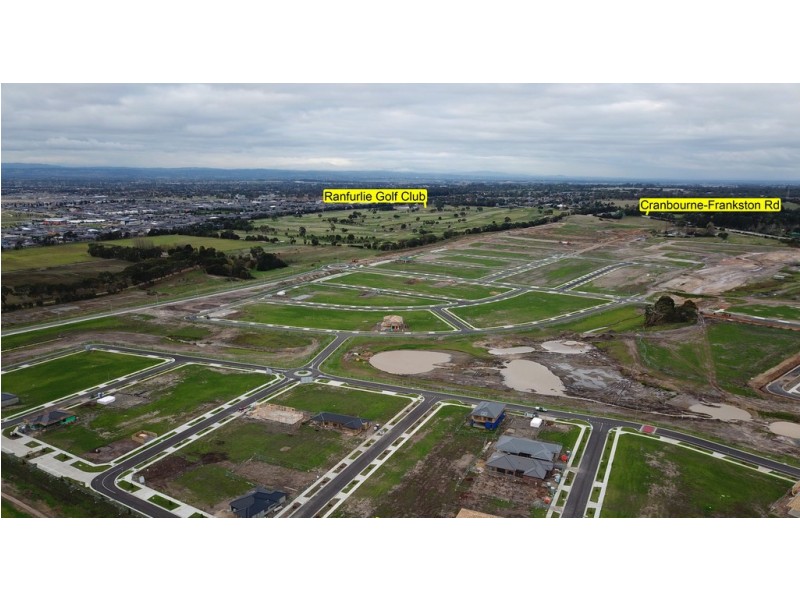 86 Encore Boulevard, Cranbourne South VIC 3977