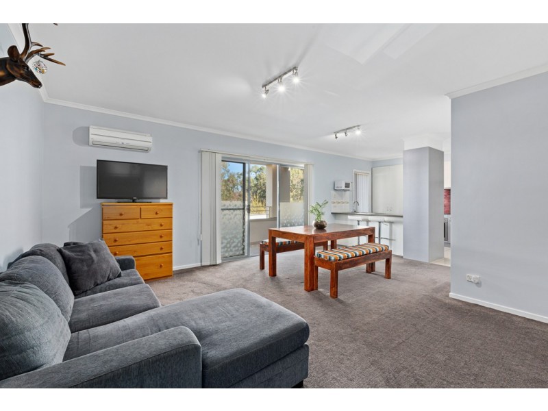 18/25 Lats Avenue, Carrum Downs VIC 3201