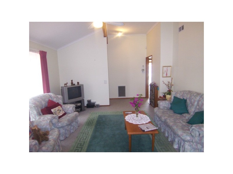 4 Edenbridge Court, Carrum Downs VIC 3201