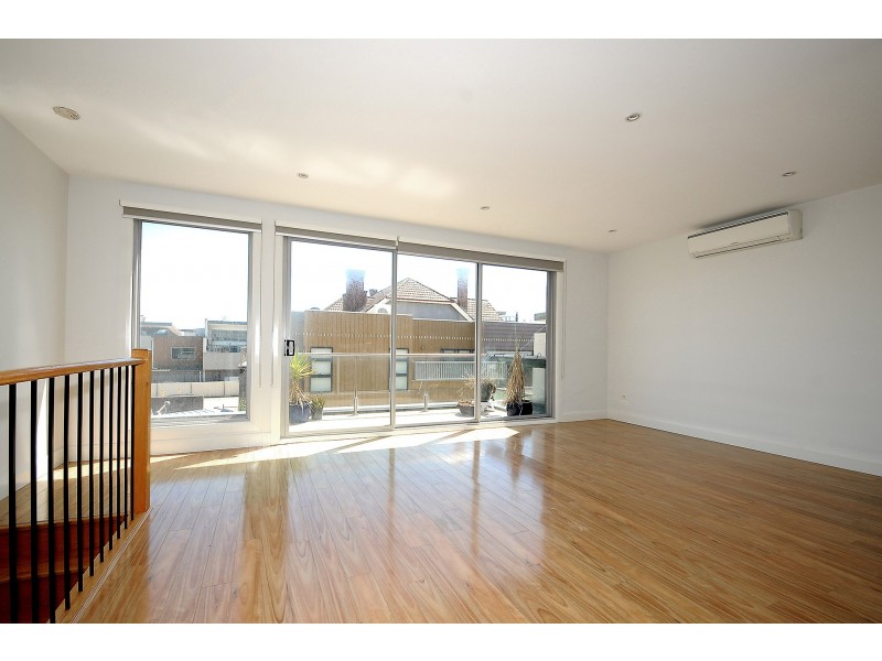 1/10 Johnson Avenue, Carrum VIC 3197