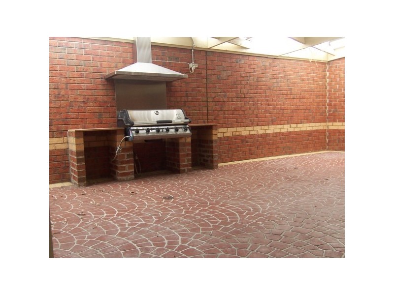 36 Oakwood Drive, Carrum Downs VIC 3201