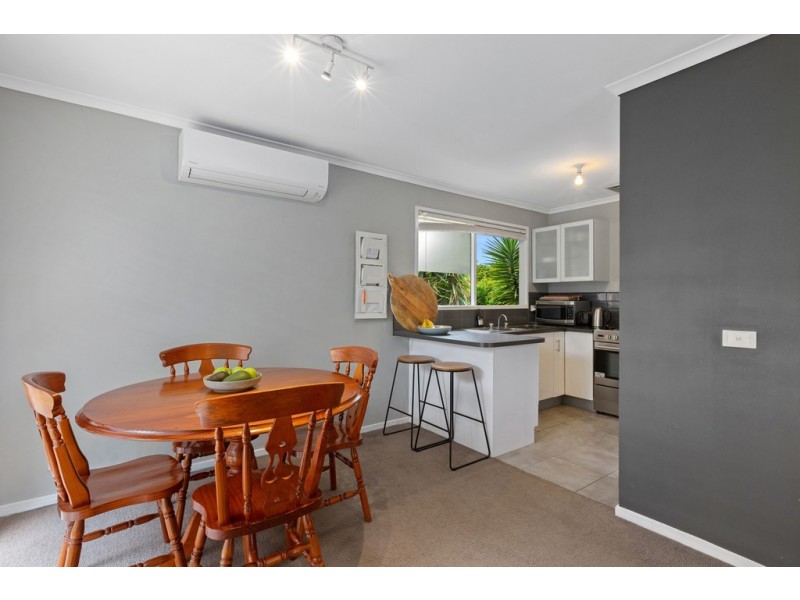 208 Hall Road, Carrum Downs VIC 3201