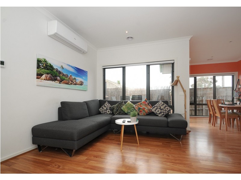 158 Cadles Rd, Carrum Downs VIC 3201