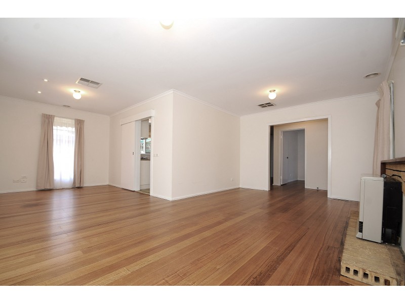 158 McMahons Road, Frankston VIC 3199
