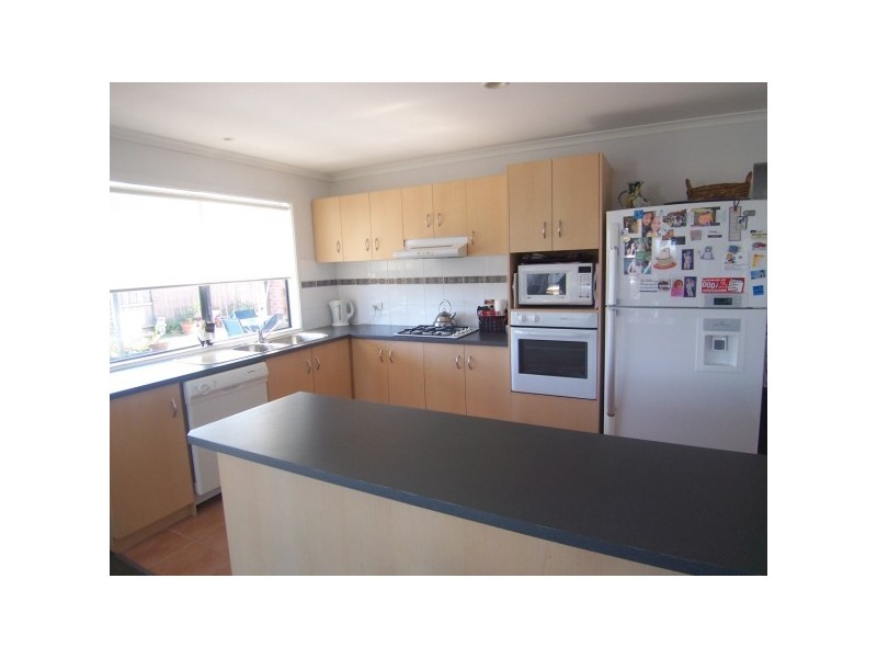 2 Petalnina Close, Somerville VIC 3912