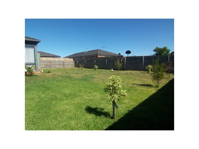 2 Petalnina Close, Somerville VIC 3912