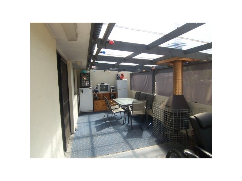 18 John Monash Drive, Skye VIC 3977