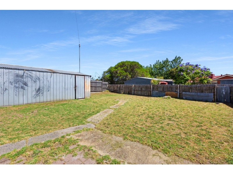 102 Excelsior Drive, Frankston North VIC 3200