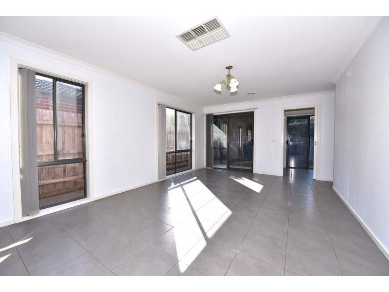 14 Lewin Street, Carrum Downs VIC 3201