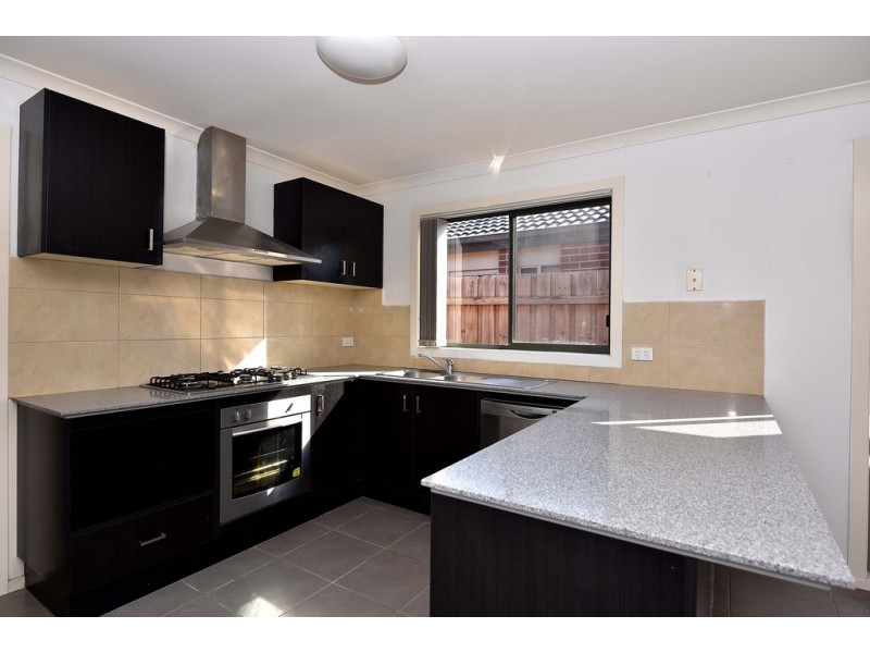 14 Lewin Street, Carrum Downs VIC 3201