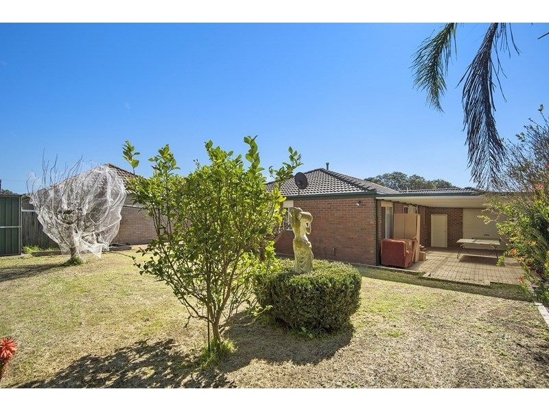 6 John Monash Drive, Skye VIC 3977