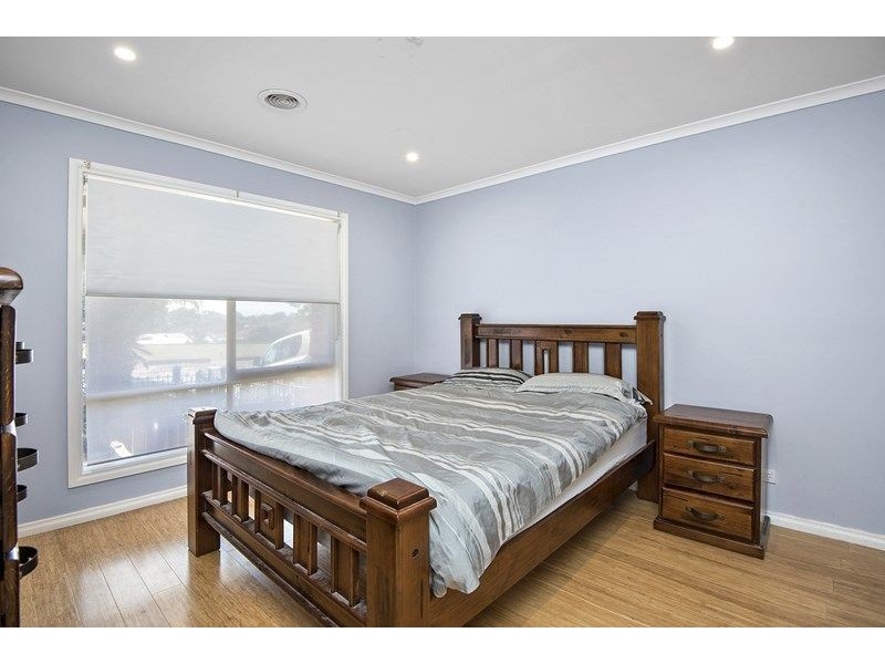 6 John Monash Drive, Skye VIC 3977