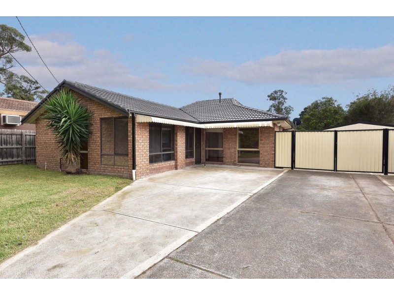 4 Brolga Court, Carrum Downs VIC 3201